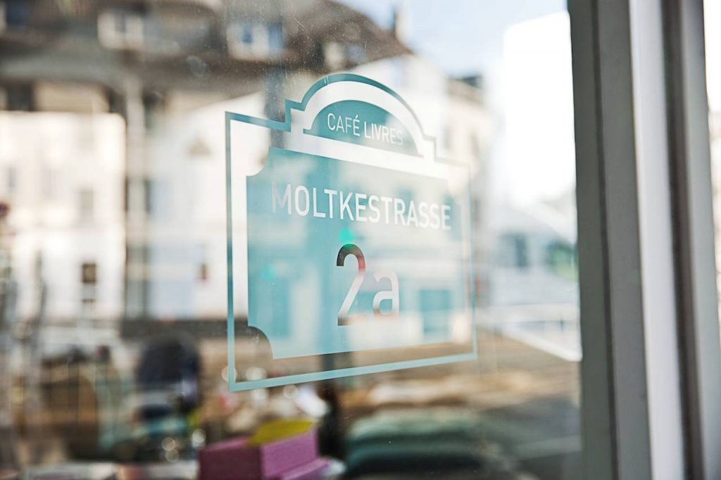 Café LIVRES in Essen (Moltkestraße 2a) - Eingang zum Café - BFP_Cafe-Livres_024_edit-1-1024x682